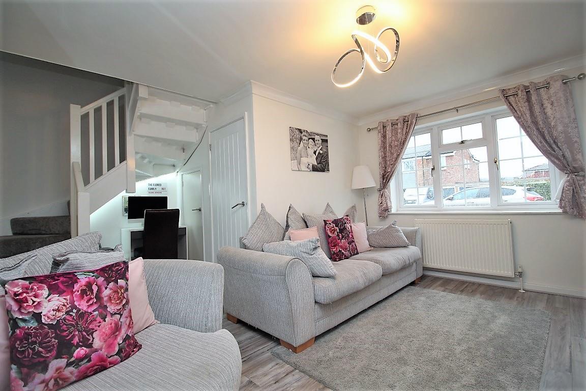 3 bed property in Church Mews, Reading